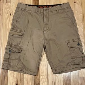 Men’s cargo shorts